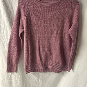 Old Navy Women's Mauve Turtleneck Sweater